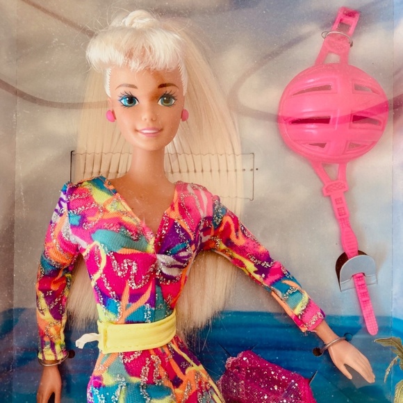 Hot Skatin' Barbie 1994 13511 Mattel - Picture 2 of 6